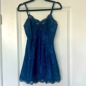 Vintage Victoria’s Secret  gold label night dress Size S